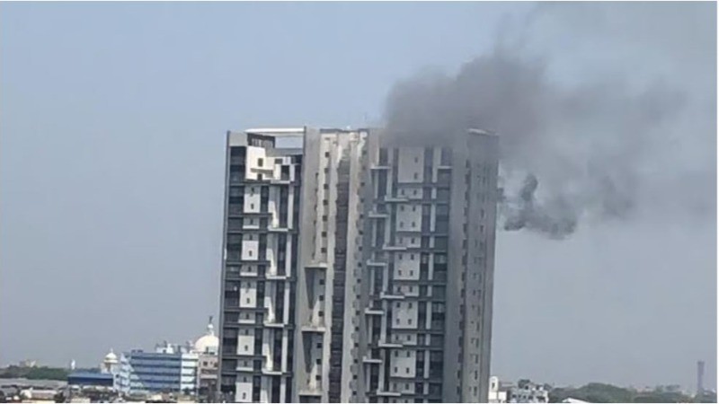 Mumbai Fire Horror: Two Senior Citizens Among Three Dead in Lokhandwala Blaze