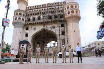 There will be no traffic in Charminar from today: Police Commissioner Anjani Kumar