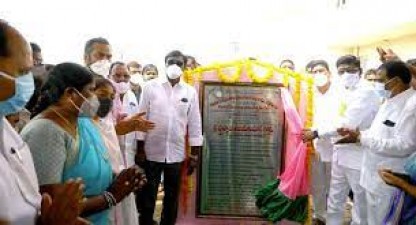 Khammam: Minister Ajay Kumar inaugurates 1004 double bedrooms and distributed documents of residences