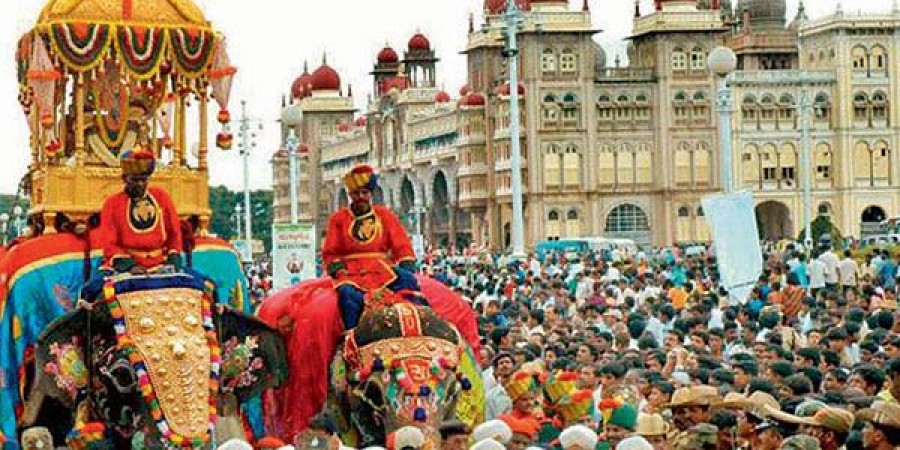 Karnataka:10-day Dasara Festival starts in Mysuru City Palace