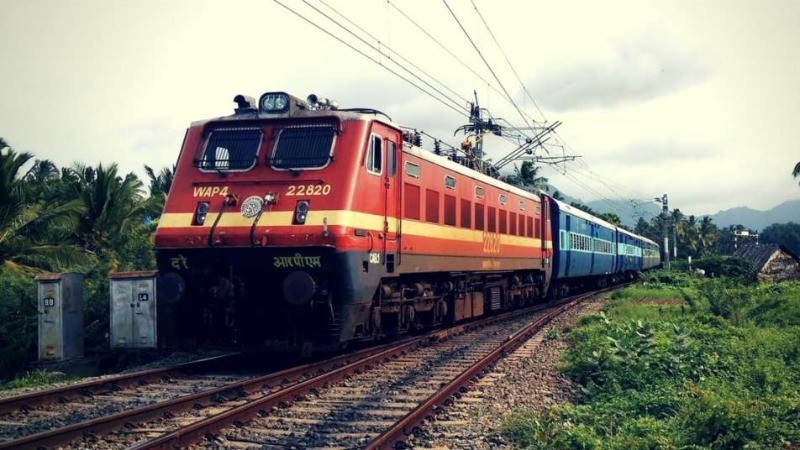 Lalkuan-Bandra Superfast Train Service Launched by Uttarakhand CM Dhami