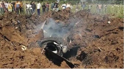 Indian Air Force aircraft crashes in MP's Bhind, pilot injured