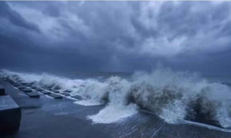 Cyclone Hamoon Threatens Andhra Pradesh: Key Details Inside
