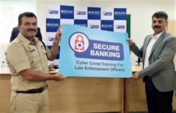 Mumbai police shifted its personnel accounts to HDFC Bank