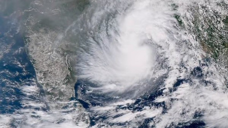 West Bengal: One Dead in Cyclone Dana; Over 2-Lakh Evacuated, Says Mamata Banerjee