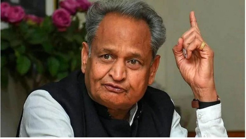 Ashok Gehlot  govt likely to reduce VAT on petrol, diesel