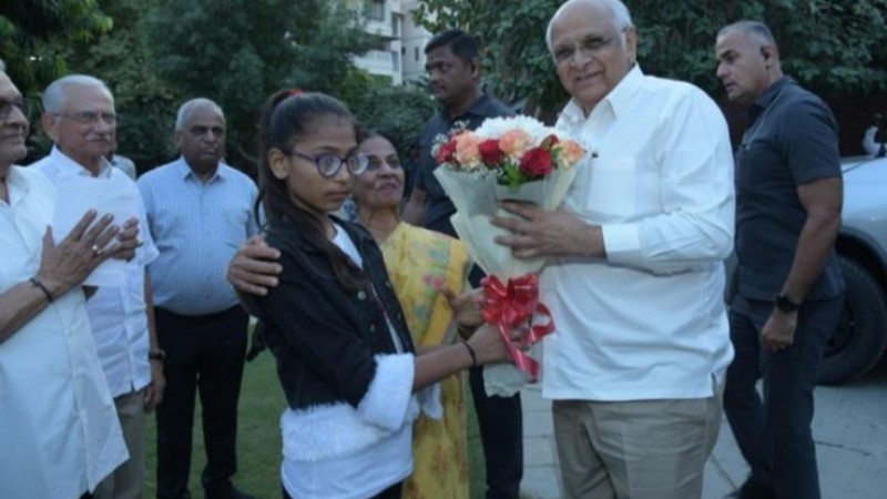 Gujarat's Unique Diwali: Chief Minister Celebrates with PMAY Residents