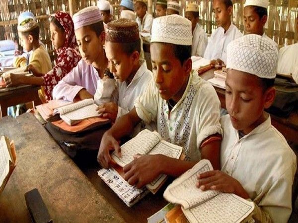 Congress flags down Yogi Govt's decision to set up NCERT books in Madrasas