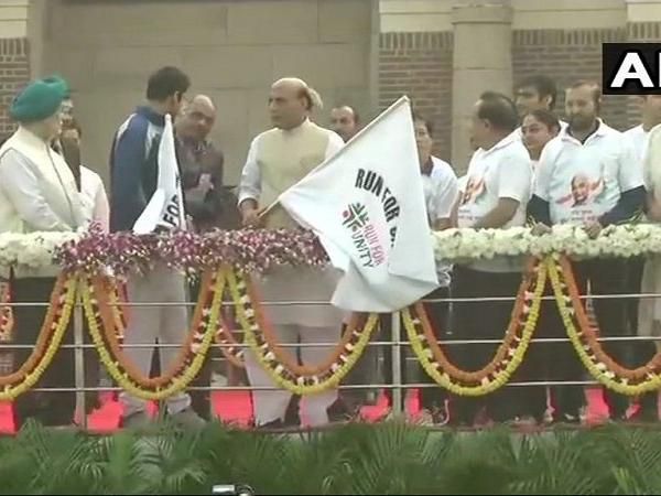 Home Minister Rajnath Singh flags off ‘Run for Unity’ marathon in National Capital