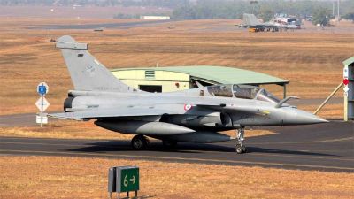 Supreme Court asks Centre to submit Rafale jet deal price details in 10 days