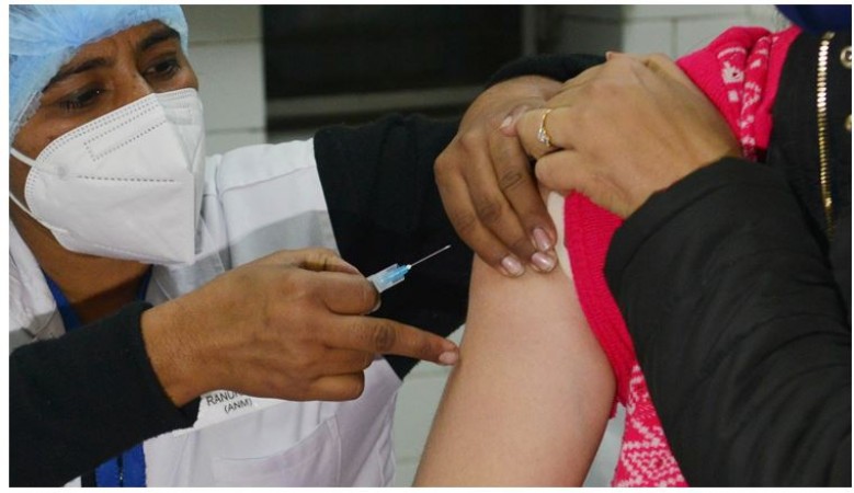 Centre tells States to Complete first dose of  Covid vaccine for school staff by Sept 30