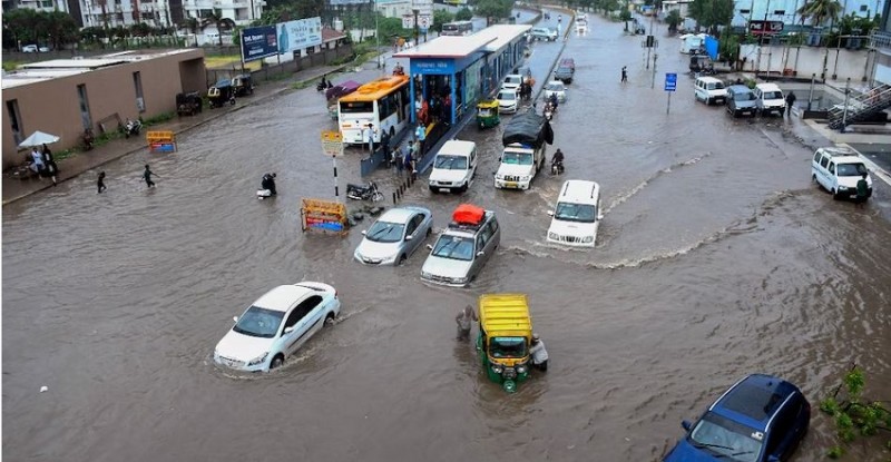 Chennai Weather Update: Light Rainfall Hits the City, Many Trains Cancelled