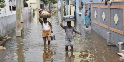 डम्मईगुड़ा में खराब जल निकासी व्यवस्था के चलते बन रहे बाढ़ के हालात