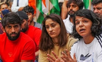 Sakshi Malik Declines Political Offers, Supports Bajrang Punia and Vinesh Phogat’s Decision to Join Congress