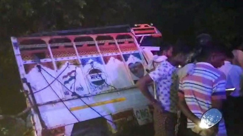 Hathras Tragedy: What Led to the Fatal Bus Crash on National Highway 93?