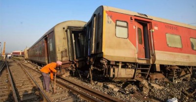 Indore-Jabalpur Express Derails Near Jabalpur, No Injuries Reported