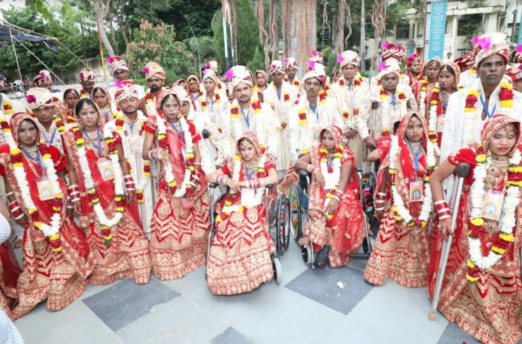 51 divyang and underprivileged couples tie the knot at Smart Village in Narayan Seva Sansthan