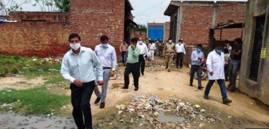 Second team send to Firozabad by Yogi  Govt to check dengue outbreak