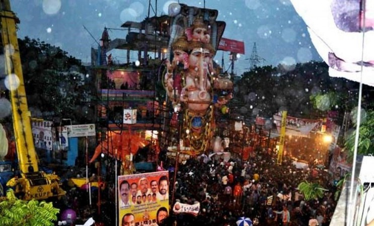 Ganesh immersion procession underway in Hyderabad