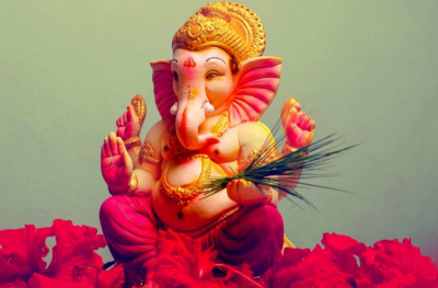 Ganesh Chaturthi: Bengaluru temple decorated with different types of flowers, corn, raw bananas