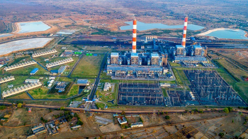 Adani Group Secures Bid to Supply 6,600 MW of Renewable and Thermal Power to Maharashtra