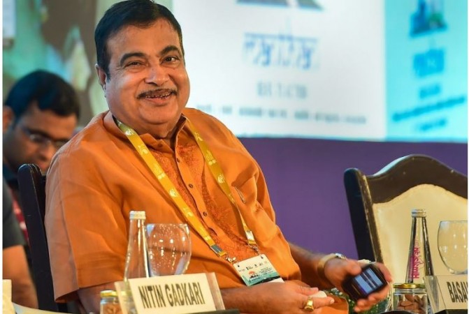 India logistics cost need to be cut to strengthen growth: Gadkari