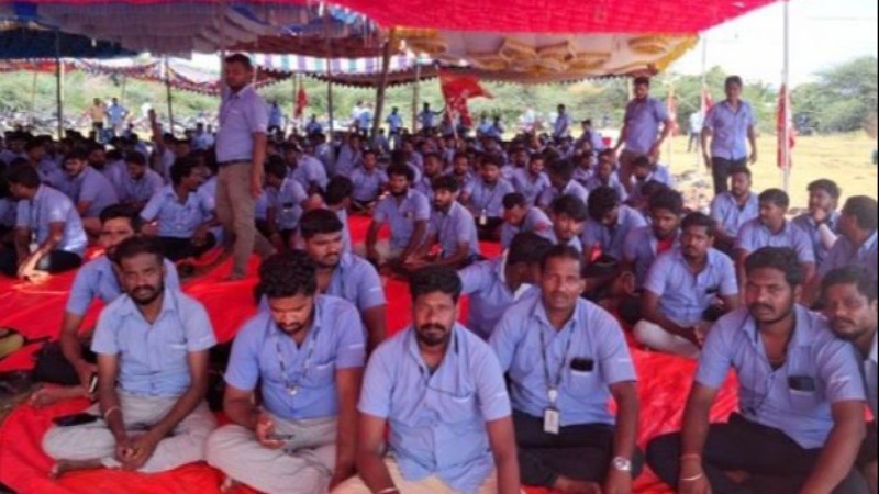 Tamil Nadu Police Detain Over 100 Samsung Employees Amid Ongoing Protest Demanding Better Conditions