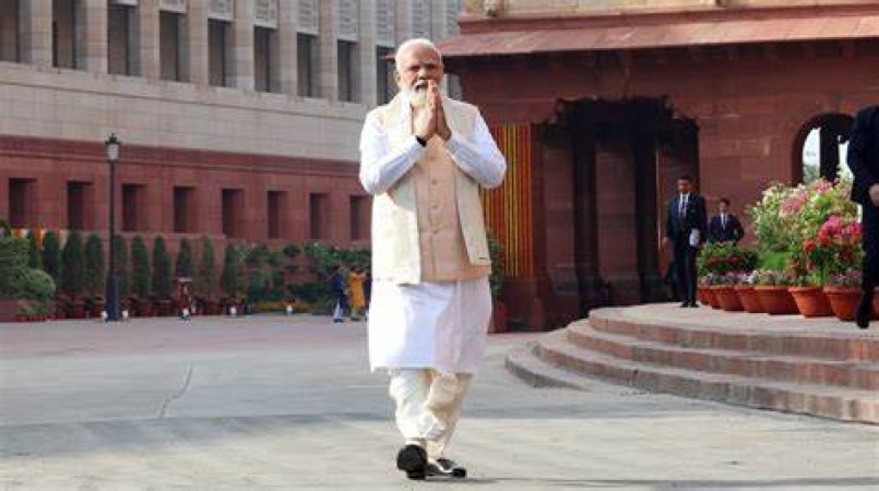 Prime Minister Modi Inaugurates 'YashoBhoomi' and Launches PM Vishwakarma Scheme