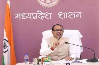 Shivraj Chouhan orders to transfer Jhabua district collector