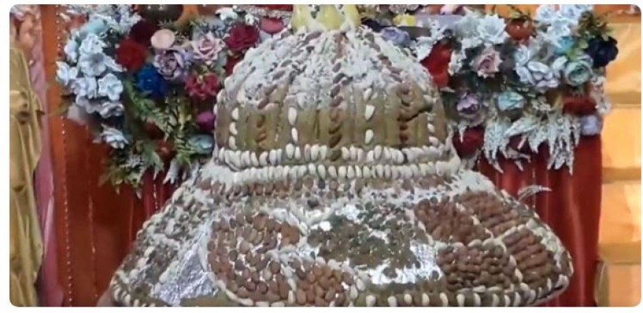 Ganesh Chaturthi: Massive 51-Kg Modak Presented to Lord Ganesh in Bihar's Gaya