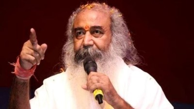 Acharya Pramod Krishnam Criticizes Rahul Gandhi's Remarks on Sikhs, Demands Apology