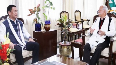 Arunachal Pradesh CM Pema Khandu Meets Governor KT Parnaik to Discuss Developmental Issues