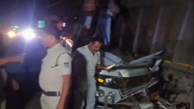 Tragic Bus Collision in Maihar, Madhya Pradesh Claims Lives of 9, Injures 24