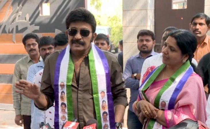 YSRCP chief Jagan Reddy welcomed Jeevitha Rajasekhar and Hema in party
