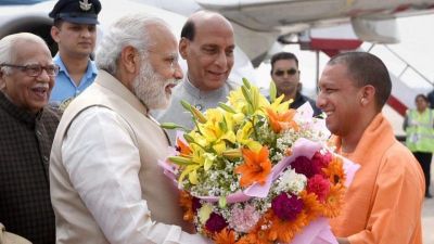 Modi and Yogi meeting at 150th ceremony of Allahabad ceremony filled the heart with cheer