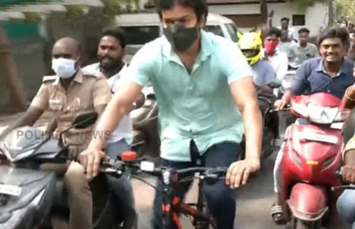 TN Assembly Elections:  Tamil Superstar Vijay casts his vote in Chennai