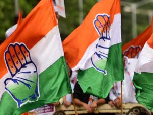 Karnataka Congress expelled 2 rebellion from the party