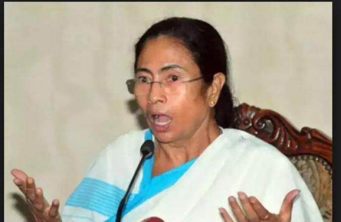 In last minutes of the first phase of election campaign, West Bengal CM get offensive toward PM Modi