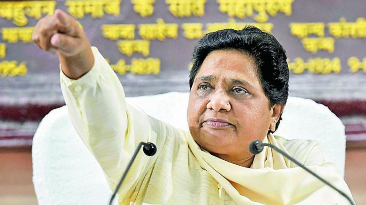 BSP chief Mayawati attacked Modi and Congress