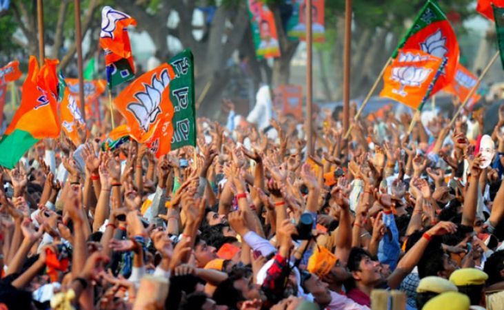 MCD Polls: BJP is ahead in most of the wards