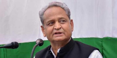 Rajasthan CM Gehlot apprises Sonia Gandhi of COVID-19 situation in the state