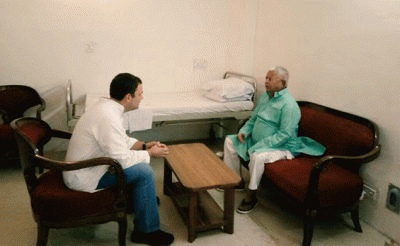 Rahul Gandhi meets RJD supremo at Delhi's AIIMS