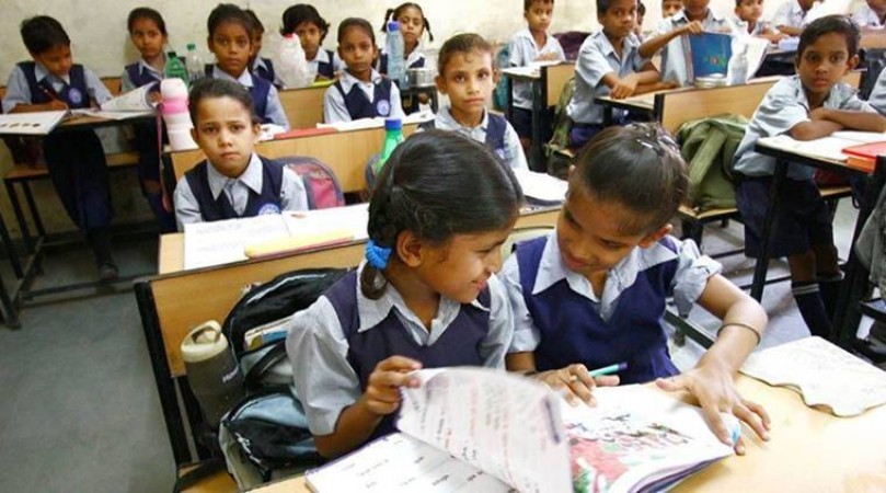 आंध्र प्रदेश के स्कूल में अब अनिवार्य होगी तेलुगु भाषा, इन भाषाओँ का नहीं दिया जाएगा कोई भी ऑप्शन
