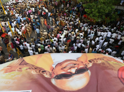 Live updates: DMK workers break down as Karunanidhi's health deteriorated further