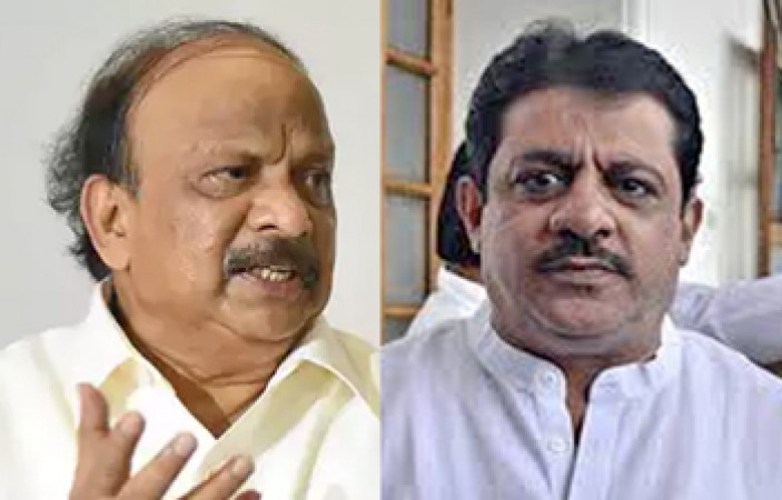 War of words broke out between Congress MLA's in Bengaluru