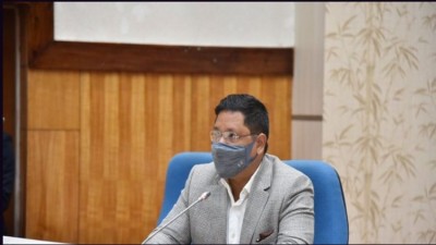Leaders delegation meet CM  Sangma over various issues