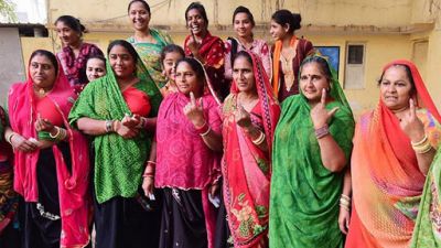 Voting for second-phase of Gujarat Assembly  Polls 2017 begins