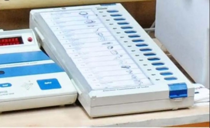 Vote Counting starts in Kerala, results expected by afternoon
