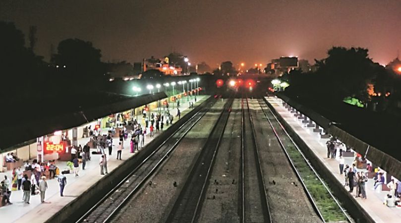 LED lights to fix  Railway stations by  March 2018