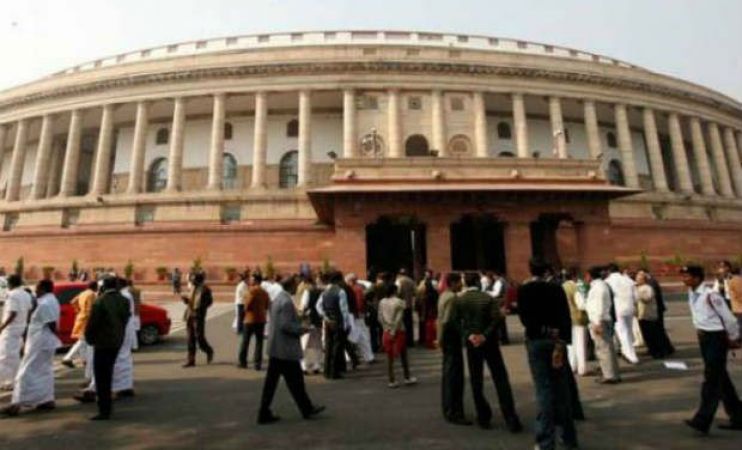 Triple Talaq bill to be presented  in Rajya Sabha on Monday;  Congress won't let it pass